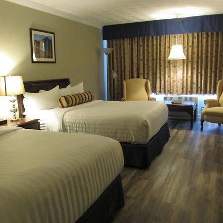 The Fredericton Inn Luaran gambar