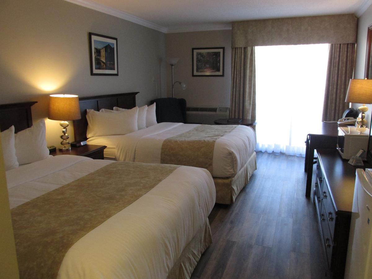 The Fredericton Inn Luaran gambar