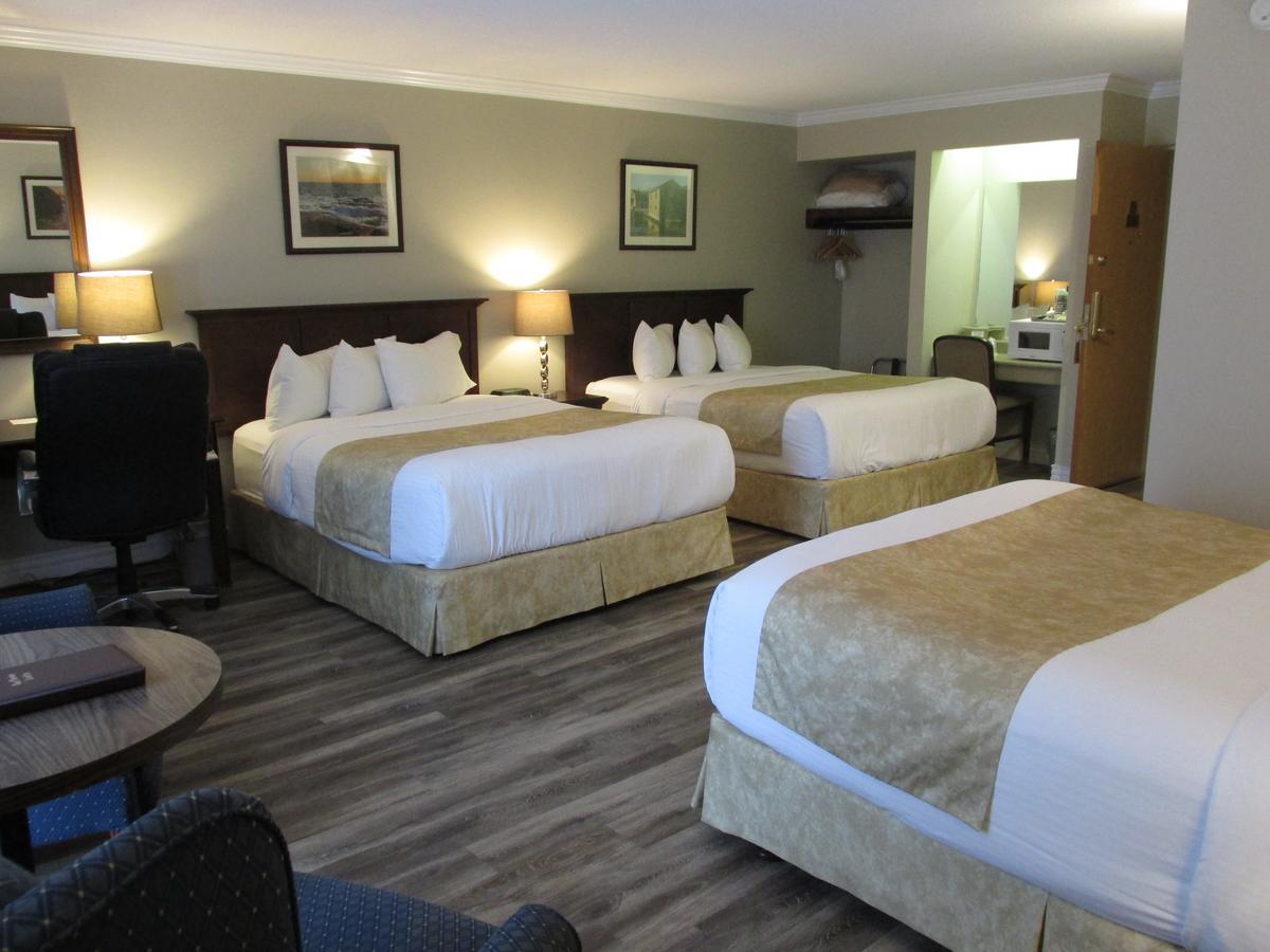 The Fredericton Inn Luaran gambar