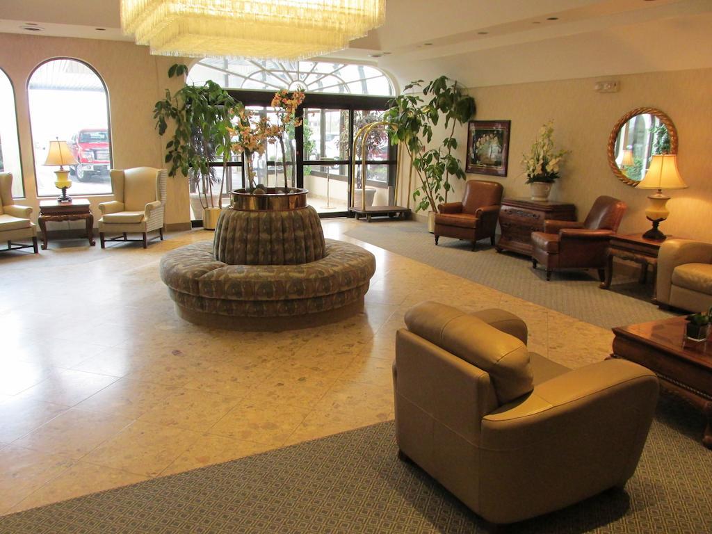 The Fredericton Inn Luaran gambar