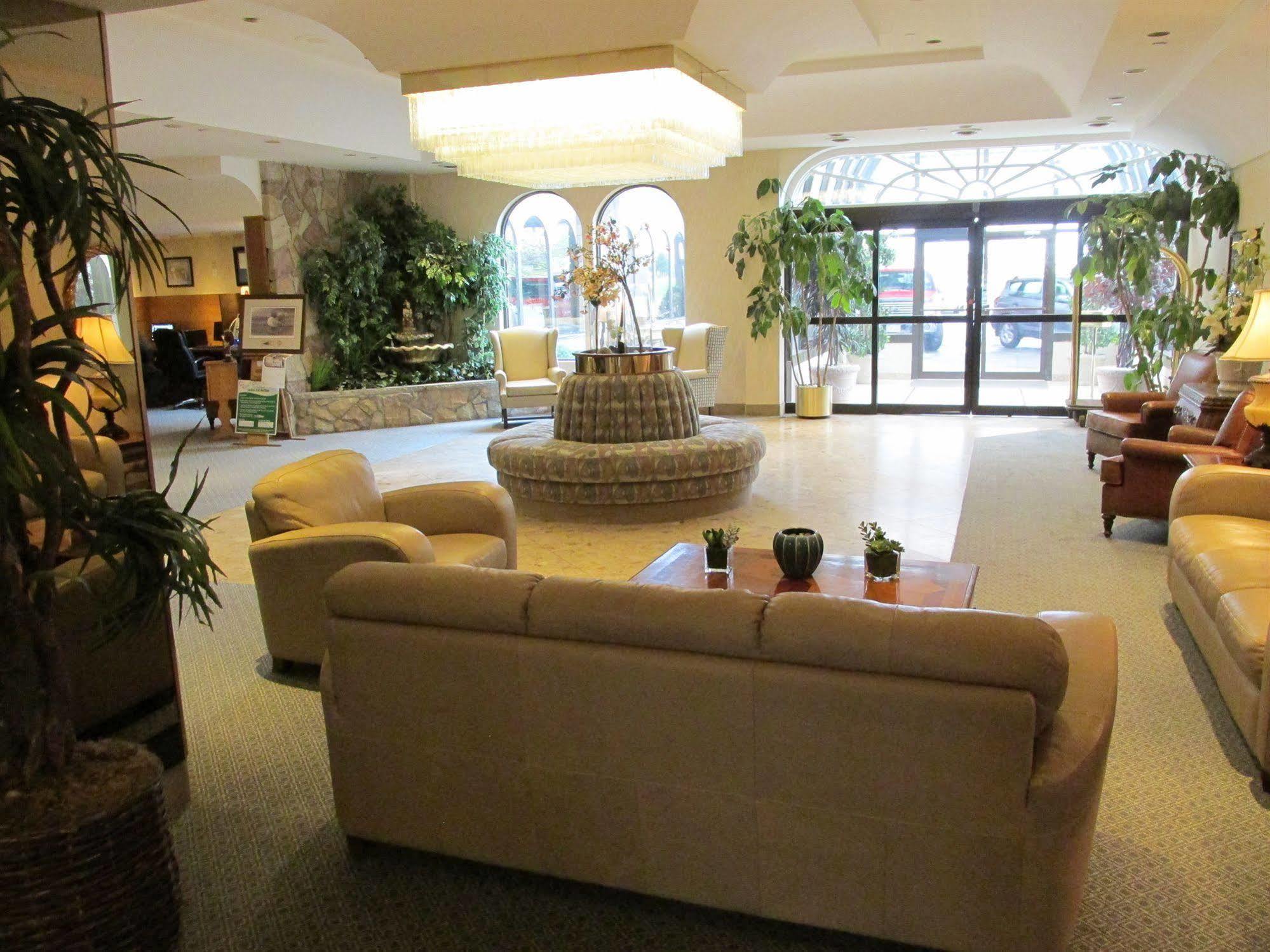 The Fredericton Inn Luaran gambar
