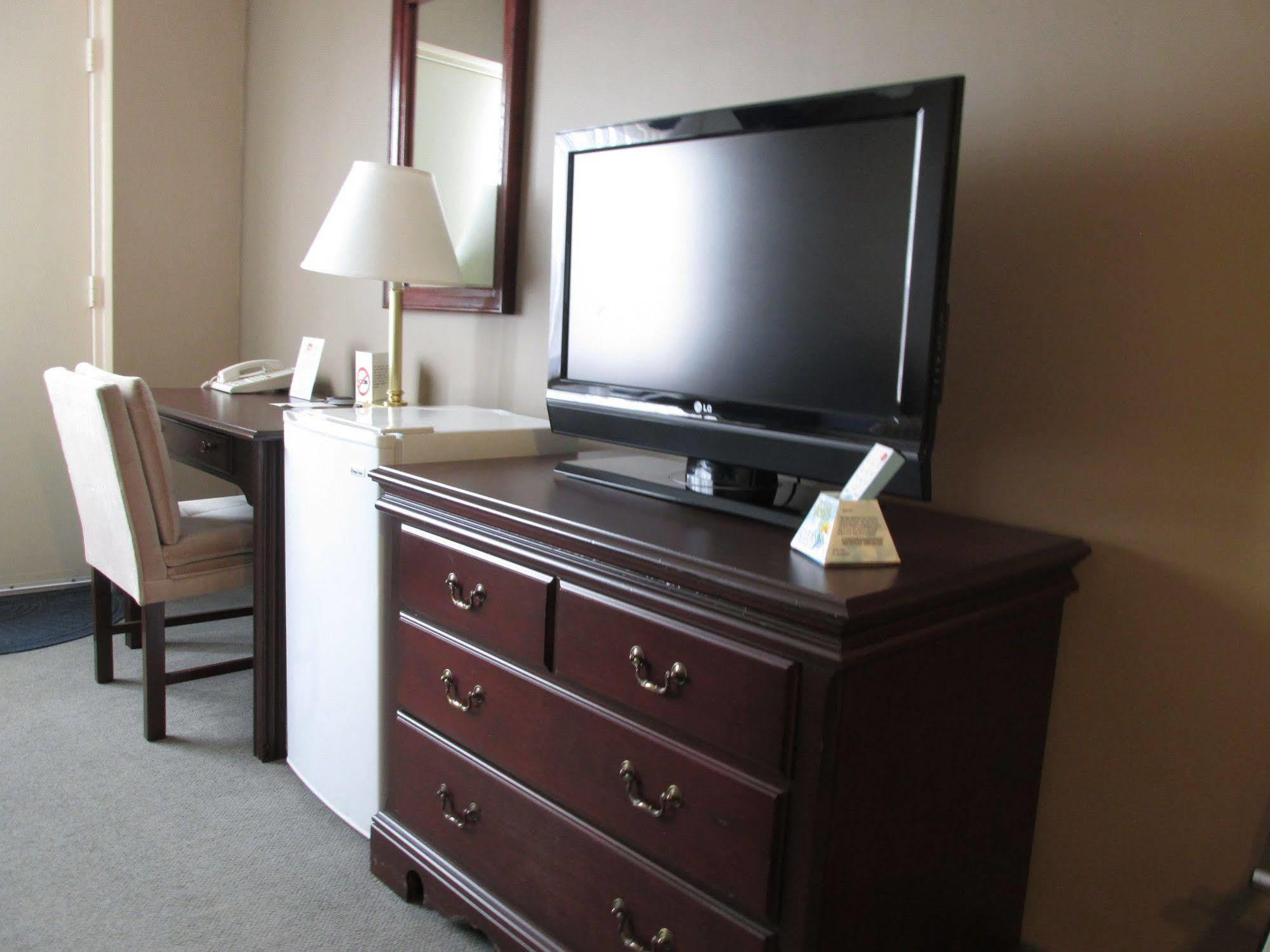The Fredericton Inn Luaran gambar