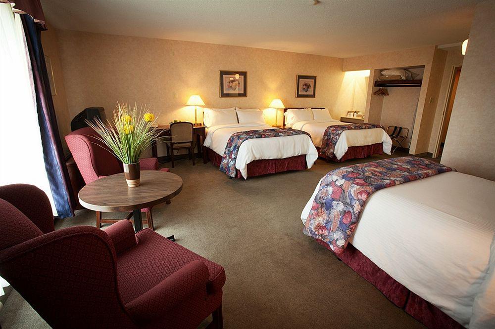The Fredericton Inn Luaran gambar